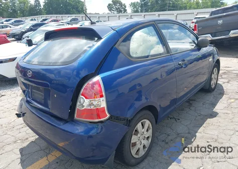 2011 Hyundai Accent Gl z USA, uszkodzony, nr VIN KMHCM3AC8BU192173